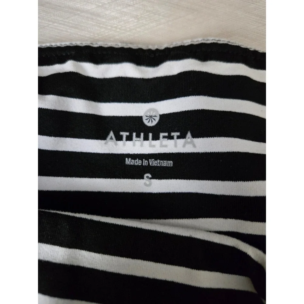 Athleta Womens Black White Striped Ruched Back Cropped‎ Yoga Leggings Small S